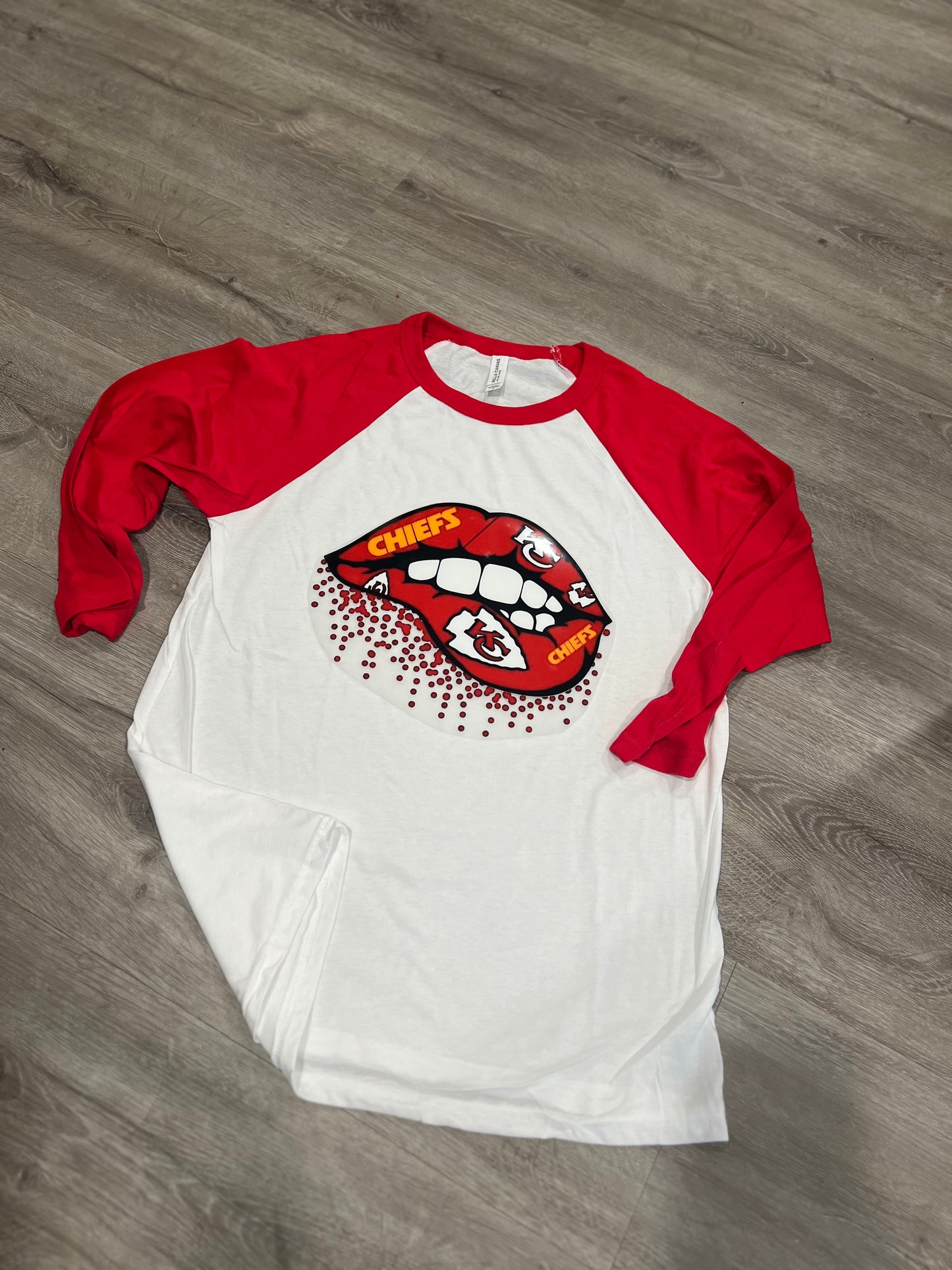 KC lips Tee